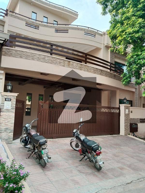 E-11 House 6 Bed 2 Unit E-11 House 6 Bed 2 Unit