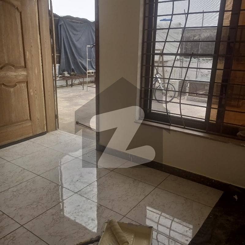 Upper Portion For Rent