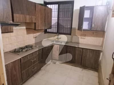 والٹن روڈ لاہور میں 5 کمروں کا 1 کنال مکان 1.55 لاکھ میں کرایہ پر دستیاب ہے۔