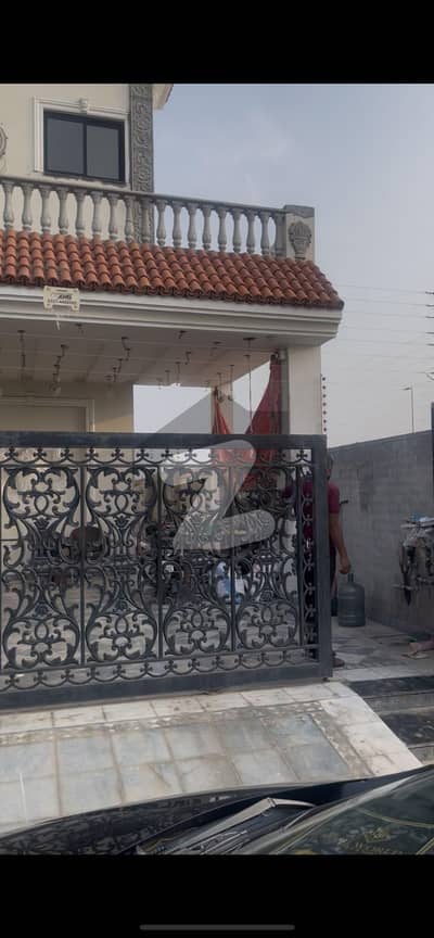 ڈی ایچ اے فیز 7 ڈیفنس (ڈی ایچ اے),لاہور میں 5 کمروں کا 10 کنال مکان 4.25 کروڑ میں برائے فروخت۔