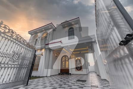 Near Dolmen Mall 6-Marla Semi Furnished Fully Equipped Luxurious Spanish Villa For Sale Near Dolmen Mall 6-Marla Semi Furnished Fully Equipped Luxurious Spanish Villa For Sale