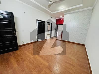 ایم پی سی ایچ ایس ۔ ملٹی گارڈنز بی ۔ 17,اسلام آباد میں 2 کمروں کا 4 مرلہ فلیٹ 95.0 لاکھ میں برائے فروخت۔