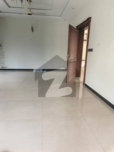 LUXURY FULL HOUSE FOR COMMERCIAL AND RESIDENTIAL PURPOSE AVAILABLE FOR RENT IN E-11.