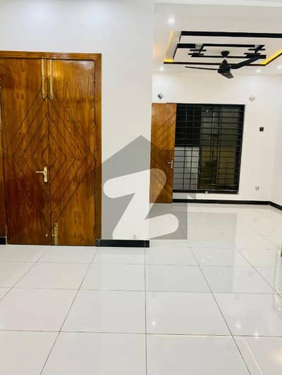 5 MARLA BRAND NEW HOUSE FOR SALE