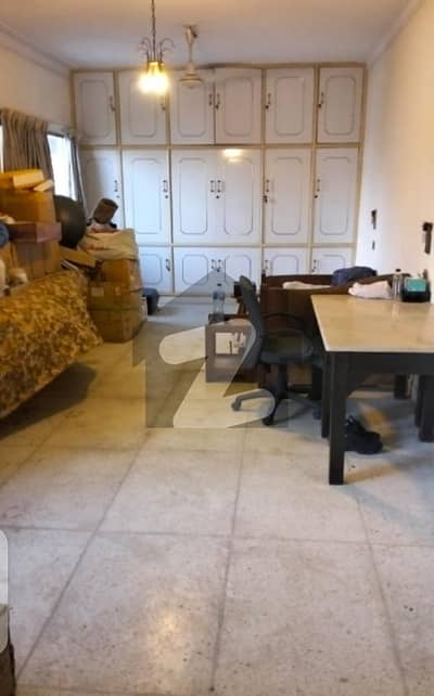 Bungalow Sale 500 yds