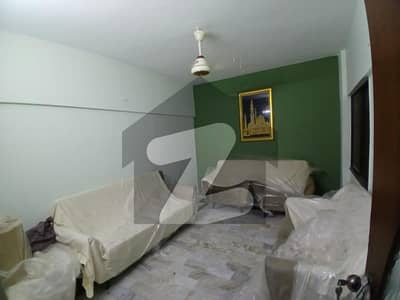 جمشید روڈ کراچی میں 3 کمروں کا 6 مرلہ فلیٹ 1.9 کروڑ میں برائے فروخت۔