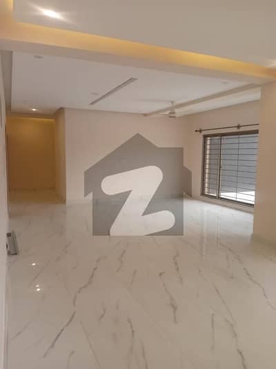 CONFIRM APARTMENT 4 BEDROOM 1ST FLOOR WEST OPEN IN ASKARI 6 FOR SALE