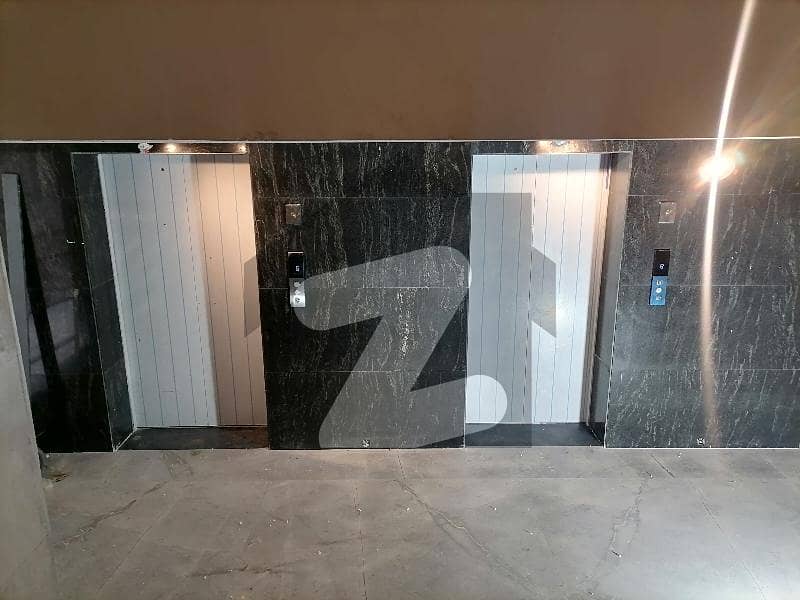 گلبرگ گرینز گلبرگ,اسلام آباد میں 18 مرلہ دفتر 19.41 کروڑ میں برائے فروخت۔