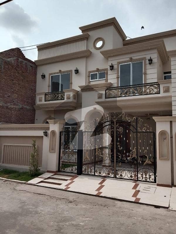 Centrally Located House Available In Model Town For sale Centrally Located House Available In Model Town For sale