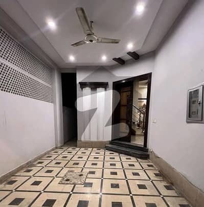 DHA Phase 5 - Block D House Sized 5 Marla For sale