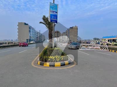 Buying A Prime Location Residential Plot In Park View City - Topaz Block Lahore?