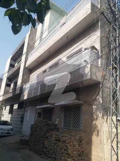 Tripple Storey 1440 Square Feet House Available In Asghar Mall Road For sale