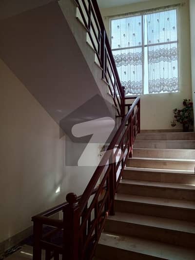 Beautiful House Block 14 Johar