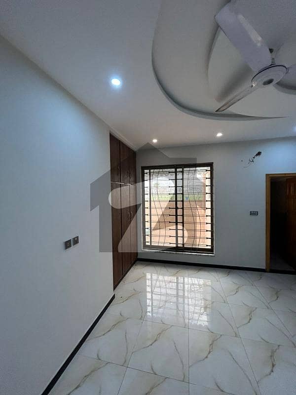 10 Marla Lower Portion For Rent 10 Marla Lower Portion For Rent