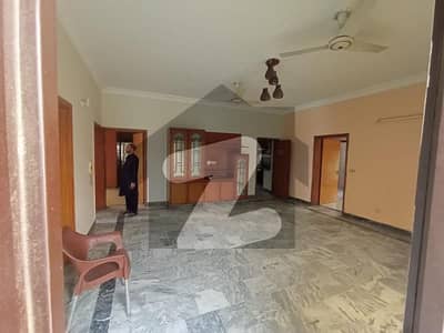 1 Kanal Upper Portion Is Available For Rent In DHA Phase 4 Block CC Lahore.