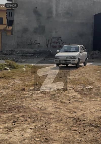 8.5 Marla Back Park Facing Plot For Sale Snober City