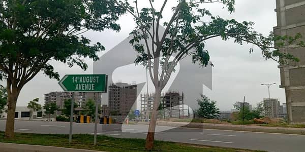 Bahria Hills Plots FOR SALE. Facing Jinnah Avenue and 2km from Main Entrance of BTK Heighted Location Bahria Hills Plots FOR SALE. Facing Jinnah Avenue and 2km from Main Entrance of BTK Heighted Location