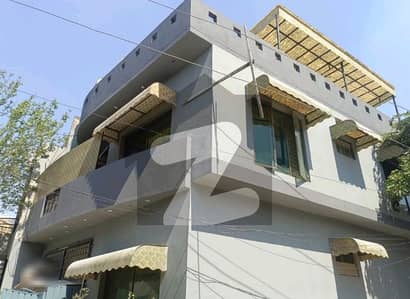 پنجاب سمال انڈسٹریز کالونی لاہور میں 4 کمروں کا 3 مرلہ مکان 1.35 کروڑ میں برائے فروخت۔