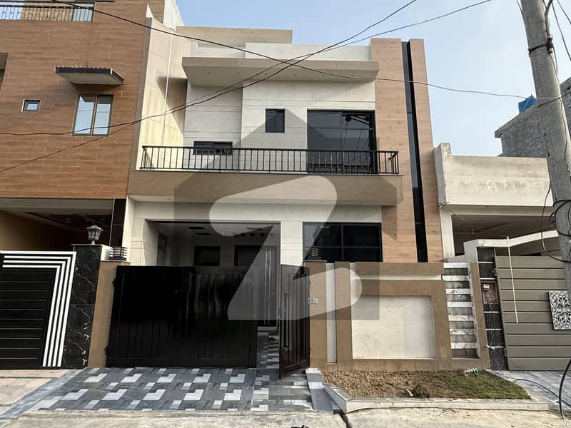 5 Marla Double Highted House For Sale 5 Marla Double Highted House For Sale