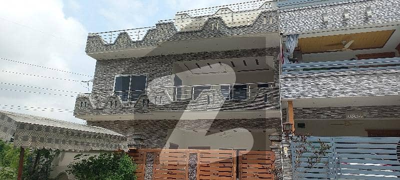 ایف ۔ 11 اسلام آباد میں 4 کمروں کا 10 مرلہ مکان 2.5 لاکھ میں کرایہ پر دستیاب ہے۔