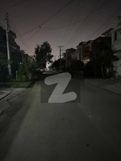 Faisal Town Lahore  5 Marla Plot For Sale