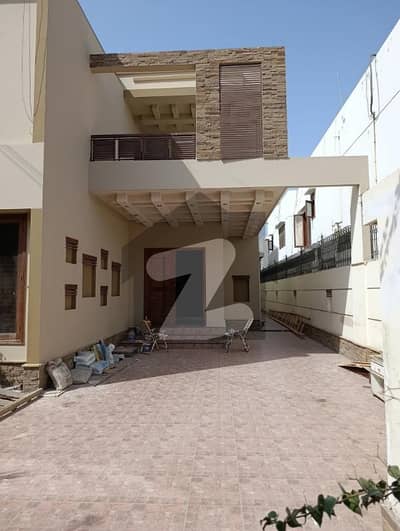 ایس ایم سی ایچ ایس ۔ سندھی مسلم سوسائٹی جمشید ٹاؤن,کراچی میں 4 کمروں کا 1 کنال زیریں پورشن 3.75 لاکھ میں کرایہ پر دستیاب ہے۔