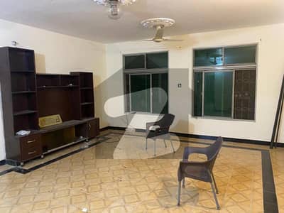 1 Kanal Upper Portion tile Floor For Rent