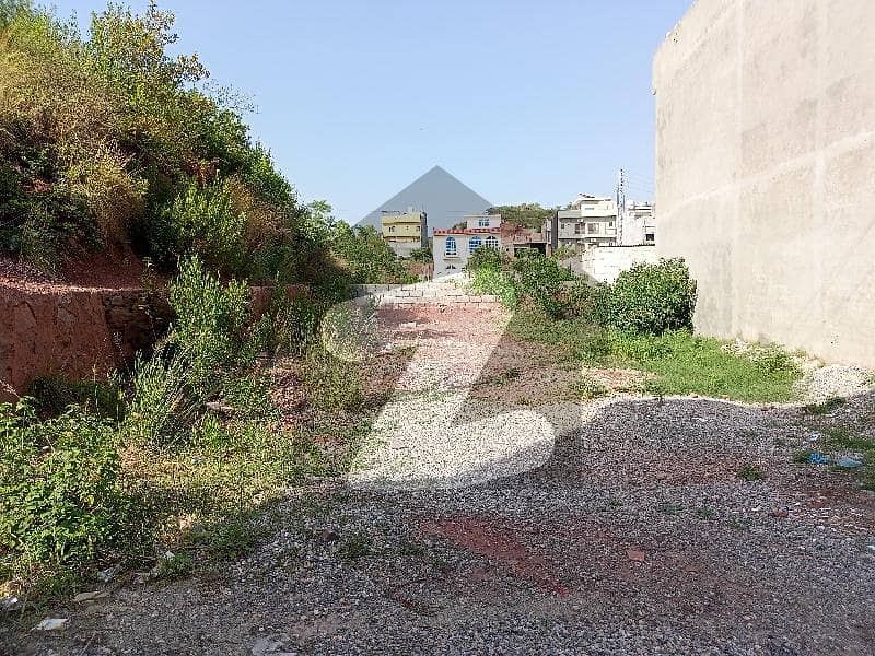 6.7 Residential Corner Heighted Plot For Sale. 6.7 Residential Corner Heighted Plot For Sale.