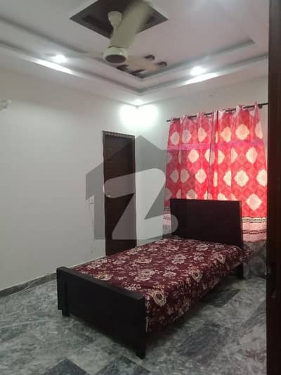room for rent in psic society near lums dha lhr