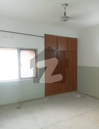 G-11/4 FGEHA D-Type 2nd Floor Flat For Rent Without Gas