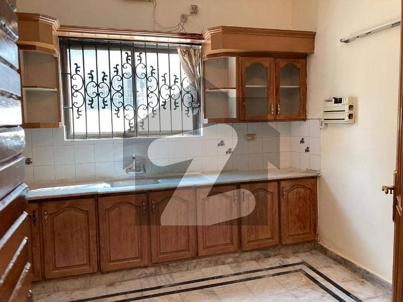 F-8 Islamabad Elegant 4-Bed Rental with TV Lounge & Separate Living Areas F-8 Islamabad Elegant 4-Bed Rental with TV Lounge & Separate Living Areas