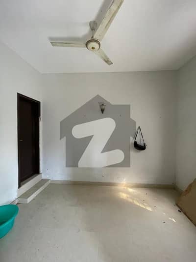 پی