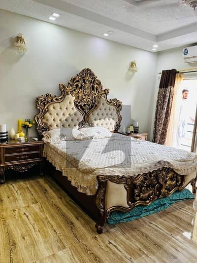 Elegant Upper Portion for Rent in Prestigious F-7 Prime Location, Peaceful Living