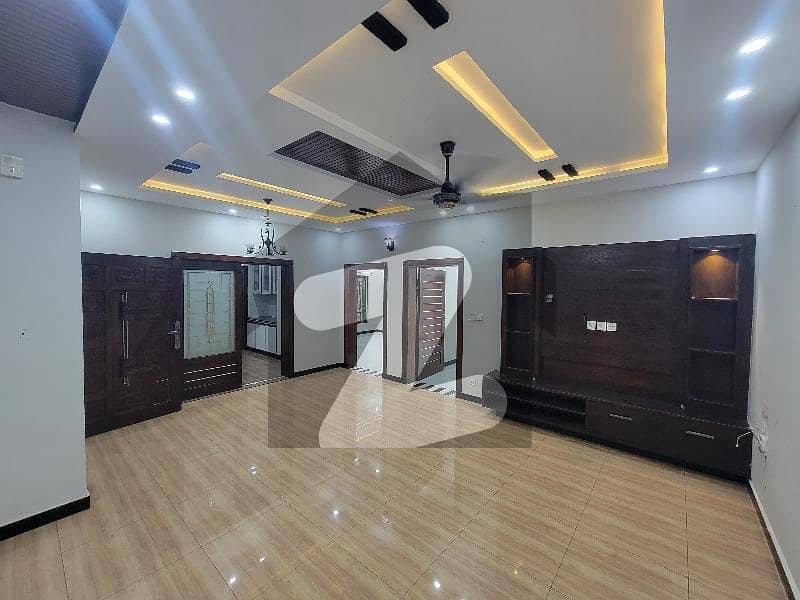 Beautiful New House Available For Rent Beautiful New House Available For Rent