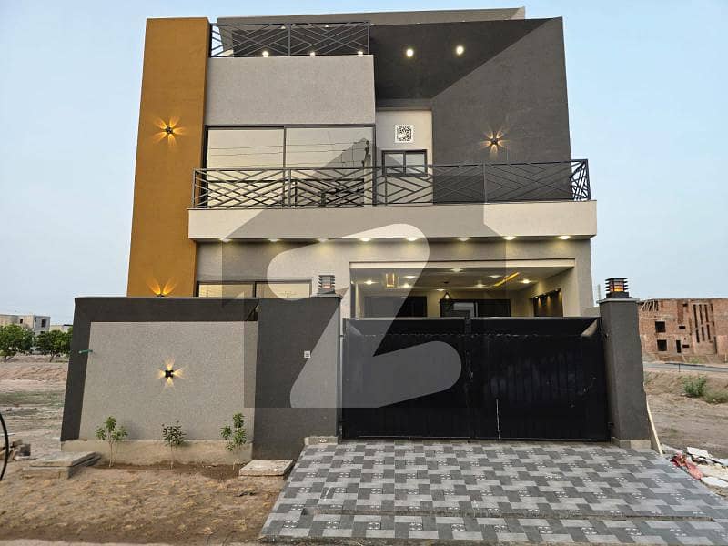 Triple Storey 5 Marla House For Sale In Buch Villas Phase 2 - Manik Block Multan