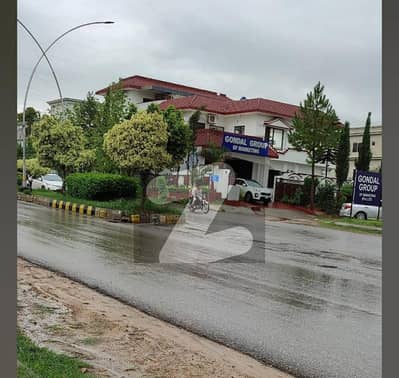 جی