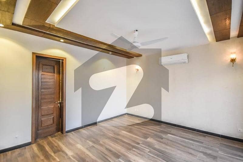 Well-constructed House Available For sale In Cavalry Ground