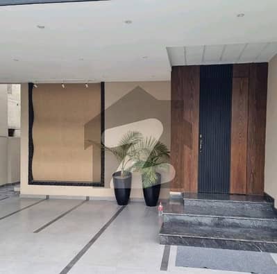 House Is Available For sale In DHA Phase 8 - Ex Park View