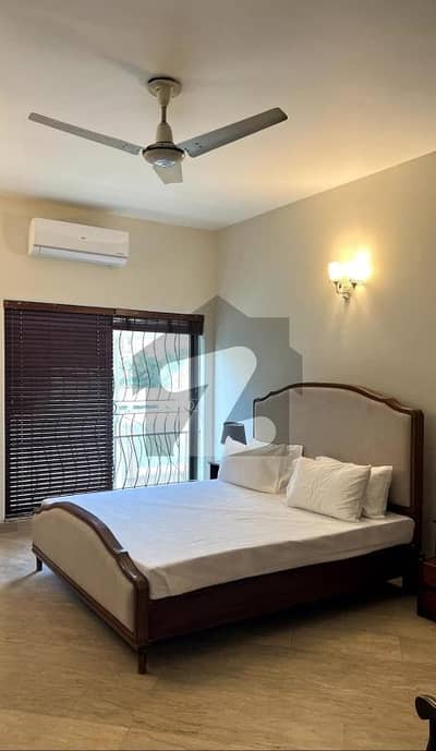 Gulberg 3 Beds Apartment is available on rent