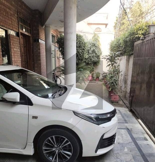 24 Marla House In Only Rs. 53500000