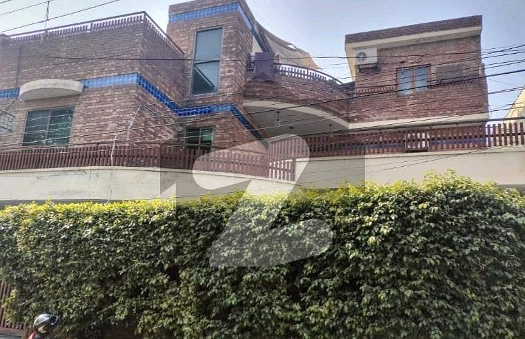 Ideal House In Cantt Available For Rs. 55000000 Ideal House In Cantt Available For Rs. 55000000