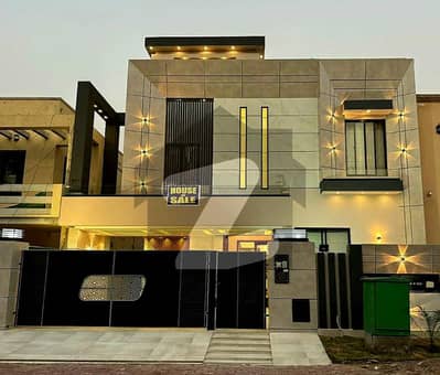 بحریہ ٹاؤن سیکٹر سی بحریہ ٹاؤن,لاہور میں 5 کمروں کا 10 مرلہ مکان 2.75 کروڑ میں برائے فروخت۔ بحریہ ٹاؤن سیکٹر سی بحریہ ٹاؤن,لاہور میں 5 کمروں کا 10 مرلہ مکان 2.75 کروڑ میں برائے فروخت۔