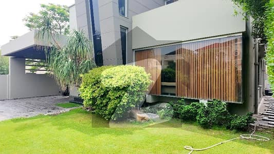 Spacious 1 Kanal House With Basement For Sale In DHA Phase 5 Prime Location