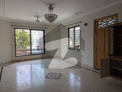 A Beautiful Upper Portion For Rent
