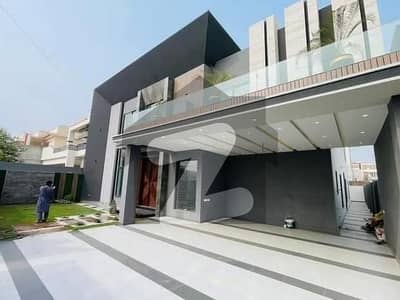 10 MARLA BRAND NEW HOUSE FOR SALE IN DHA PHASE 7