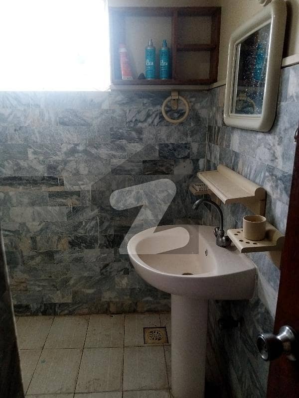 Upper Portion For Rent In G-10 Upper Portion For Rent In G-10