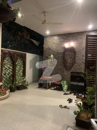 کے ڈی اے سکیم 1 کراچی میں 6 کمروں کا 10 مرلہ مکان 13.5 کروڑ میں برائے فروخت۔