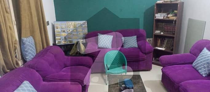 Leased House For Sale Now And N Gulshan E Iqbal For Big Family Or Any Institution Or Factory Employees Residence