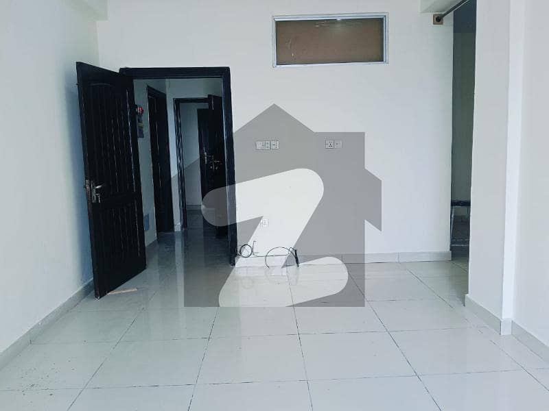 4 Bed Beautiful Apartment Available For Rent 4 Bed Beautiful Apartment Available For Rent