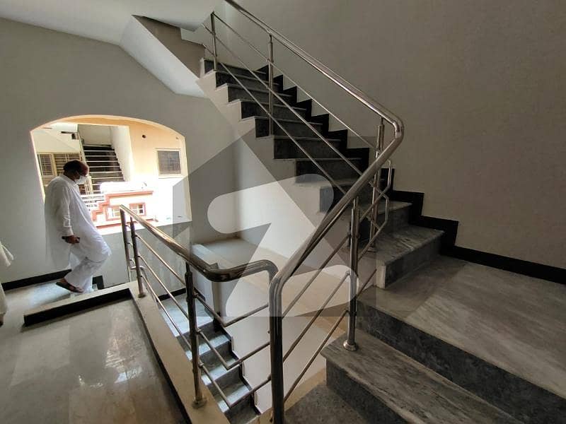 10 Marla Double Story 7 Bed House Available For Sale 10 Marla Double Story 7 Bed House Available For Sale